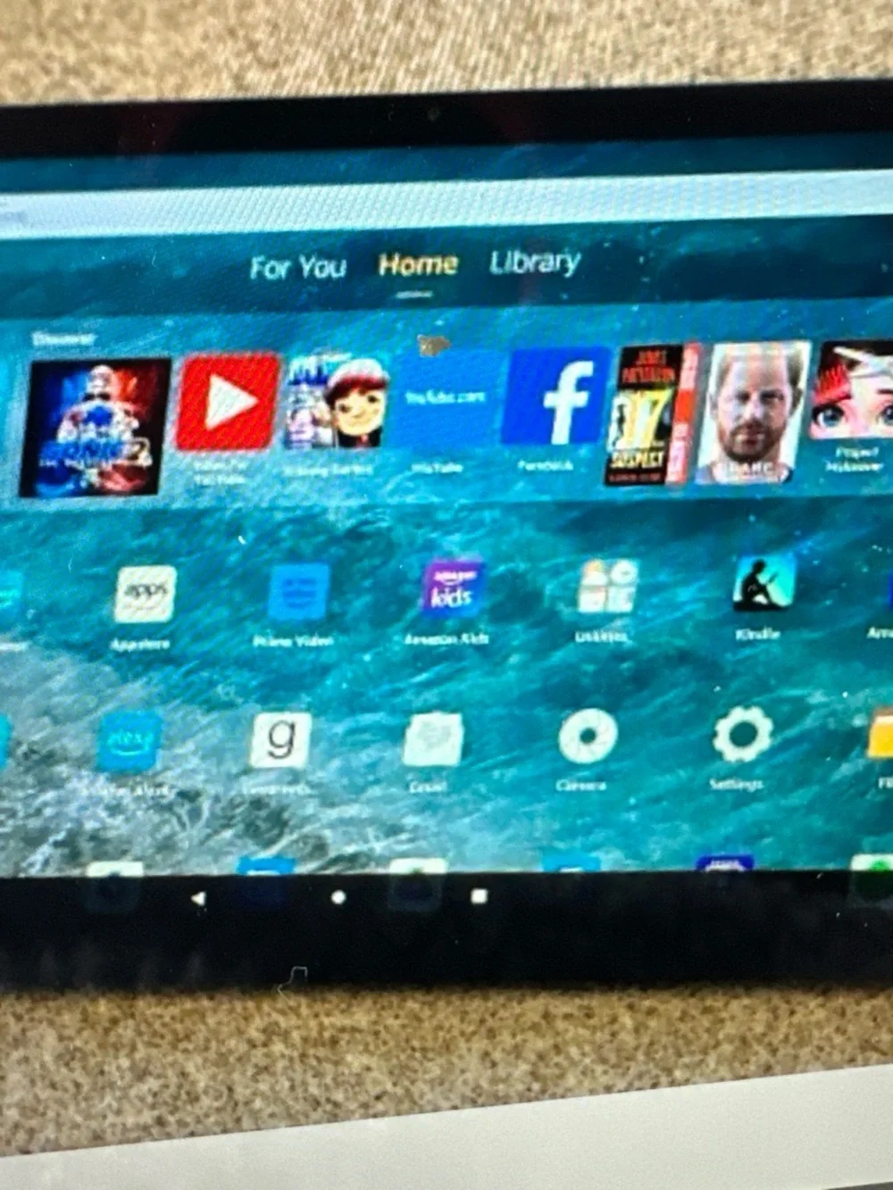 Black Tablet with Vibrant Display - Unbranded